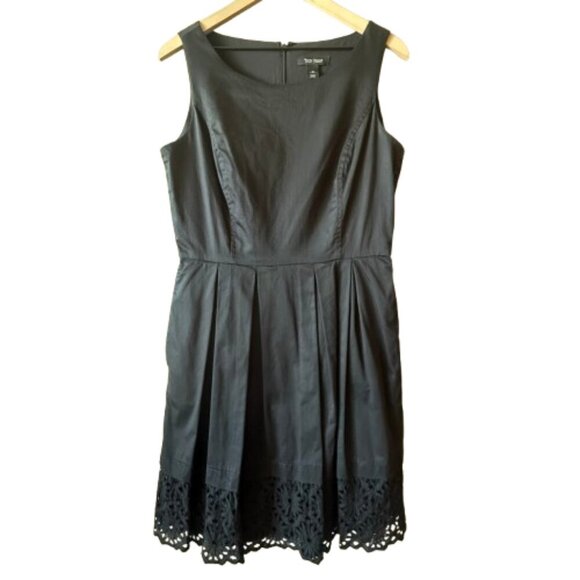 Women's 12 WHBM Back Sleeveless Fit and Flare Dress Eyelet Lace Hem - Picture 1 of 8